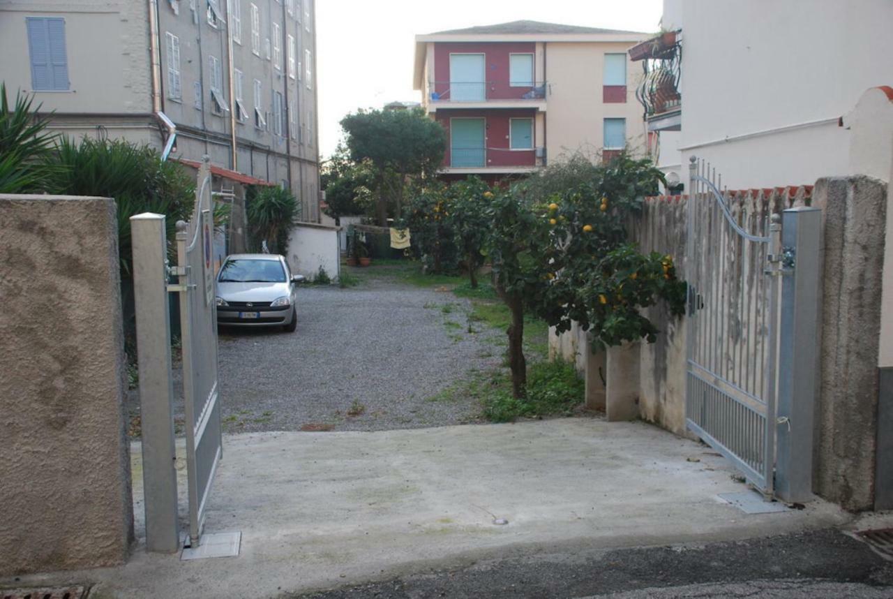 Tino Brezza Di Mare Apartment Deiva Marina Luaran gambar